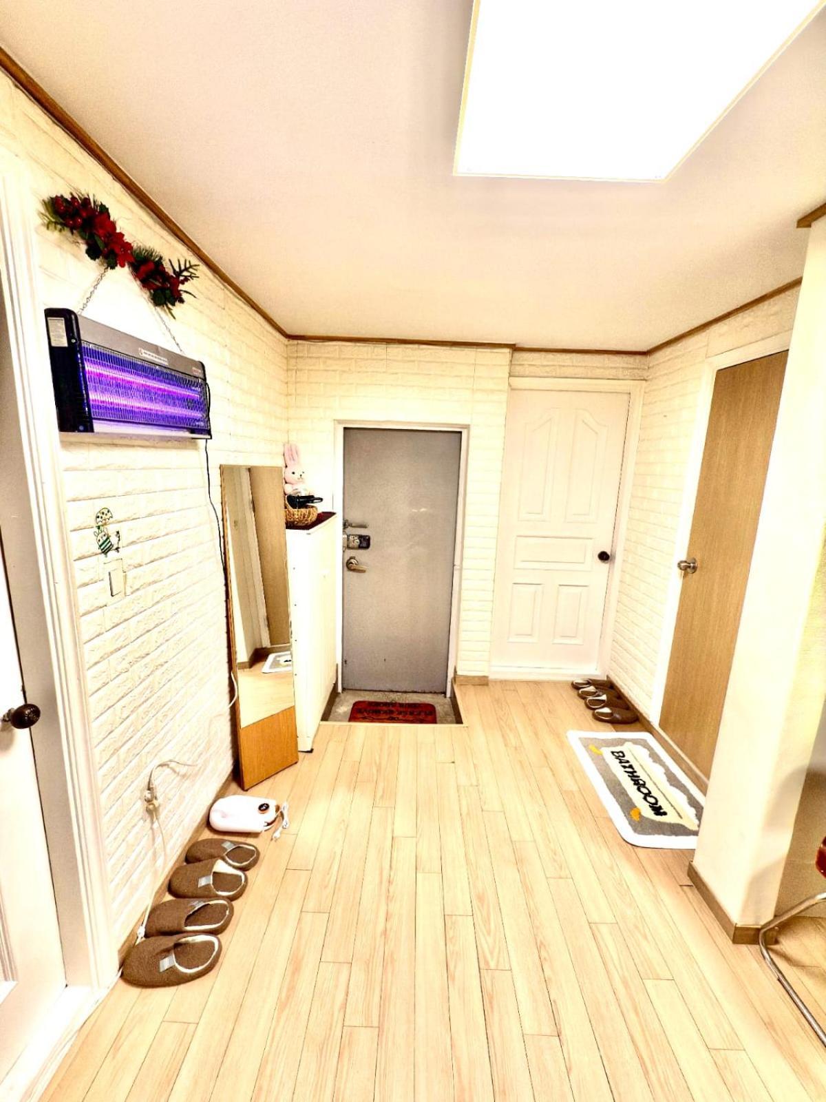 Rumah liburan Private Family Home, 2-bedrooms Seoul