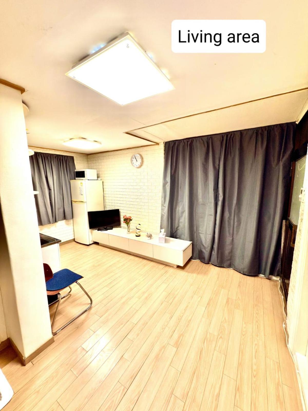Rumah liburan Private Family Home, 2-bedrooms Seoul