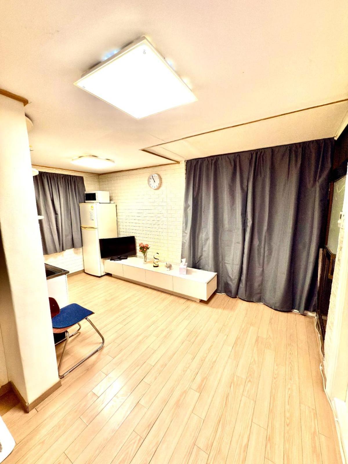 Rumah liburan Private Family Home, 2-bedrooms